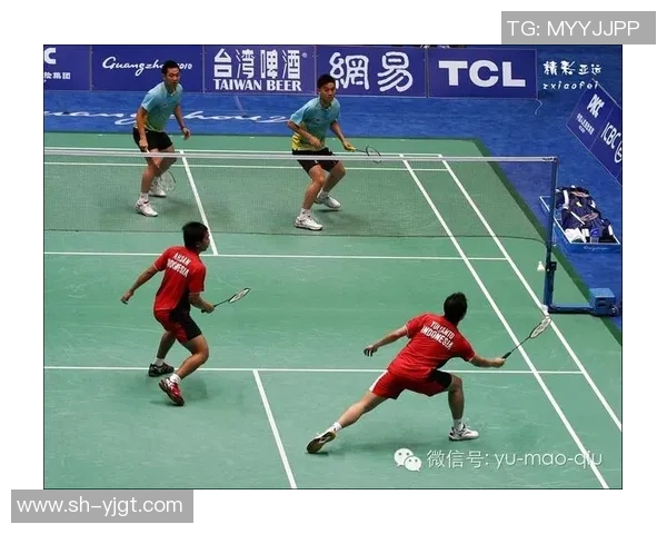 上海羽毛球队区域防守策略深度解析与战术应用探讨 上海羽毛球队区域防守策略深度解析与战术应用探讨