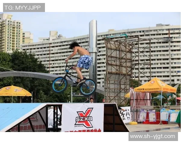 深圳极限运动队在滑板精英赛中以85分稳居积分榜首位 深圳极限运动队在滑板精英赛中以85分稳居积分榜首位